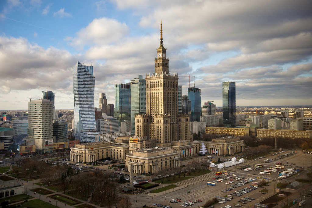 Warsaw, a rapidly growing European capital, many foreigners come to set up companies and branches of their companies here.