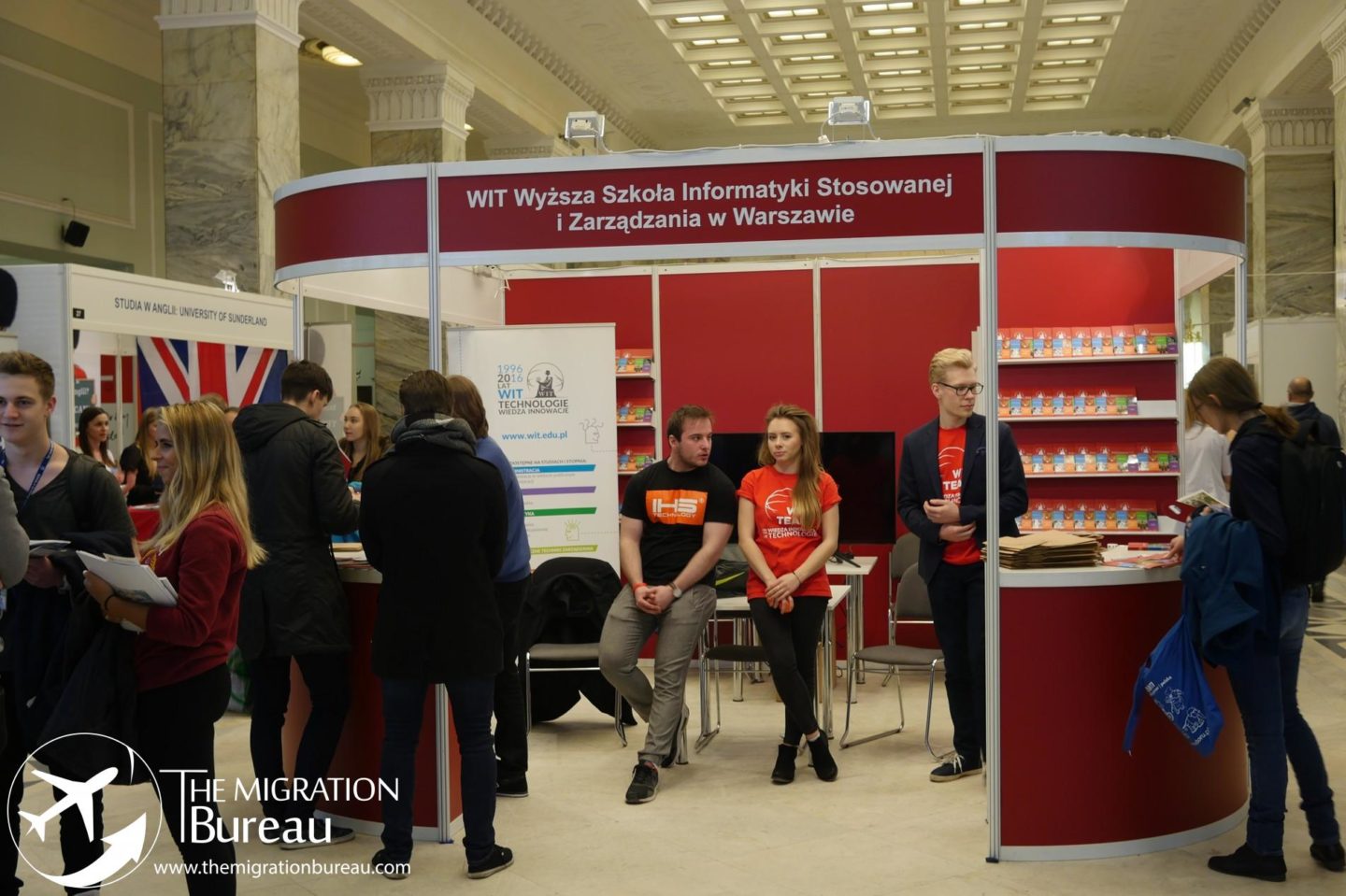 Presentations from Foreign and Polish Universities, meetings with experts. Tips for studying in Poland.
